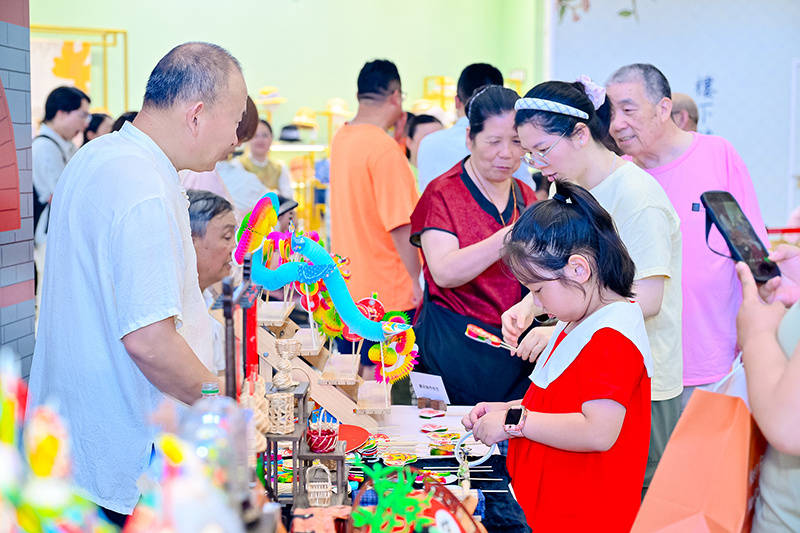 “石库门里弄”非遗快闪活动启幕 沉浸式演绎沪上烟火记忆