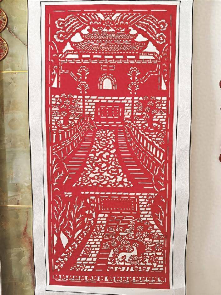 剪纸传古韵 匠心映古城——冯美英剪纸献礼孝义南稍门新生