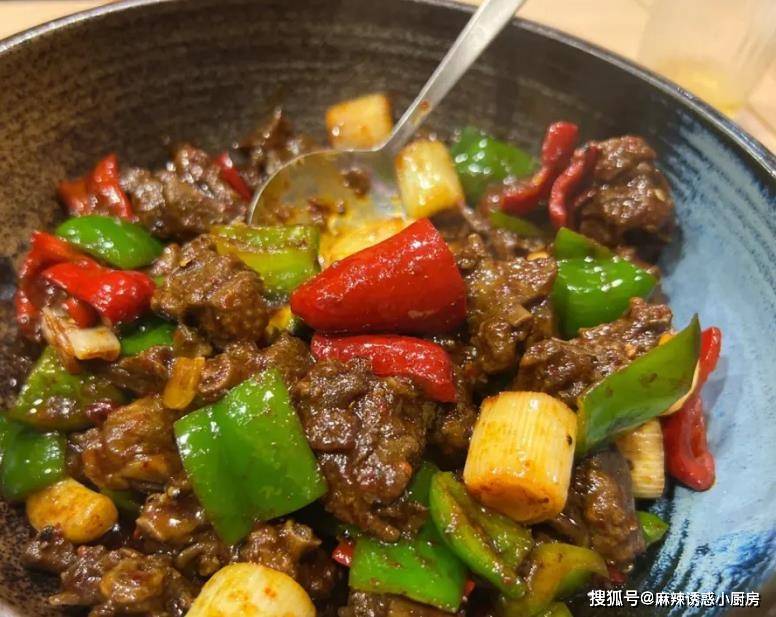 婆婆把苦瓜这样做，平时不爱吃苦瓜的老公，都喜欢吃了！