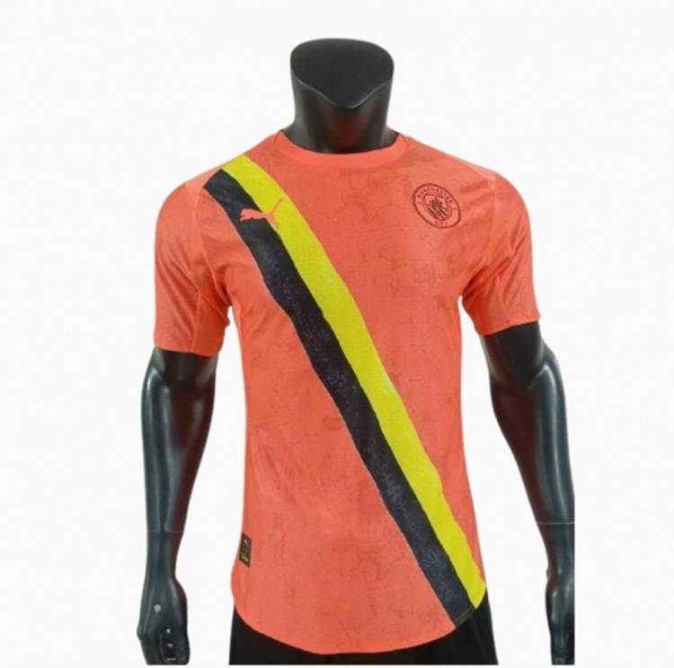 彪马携手KidSuper为2025世俱杯七支球队设计独特球衣