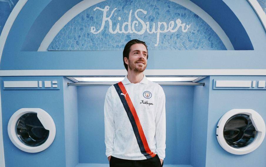 彪马携手KidSuper推出曼城足球俱乐部特别系列球衣及套装
