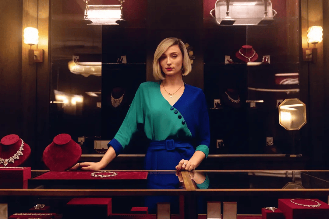 母亲、爱人、骗子、窃贼……DP 佩德罗·卡蒂罗谈 BBC 犯罪题材剧《琼》