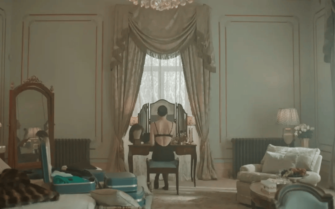 母亲、爱人、骗子、窃贼……DP 佩德罗·卡蒂罗谈 BBC 犯罪题材剧《琼》