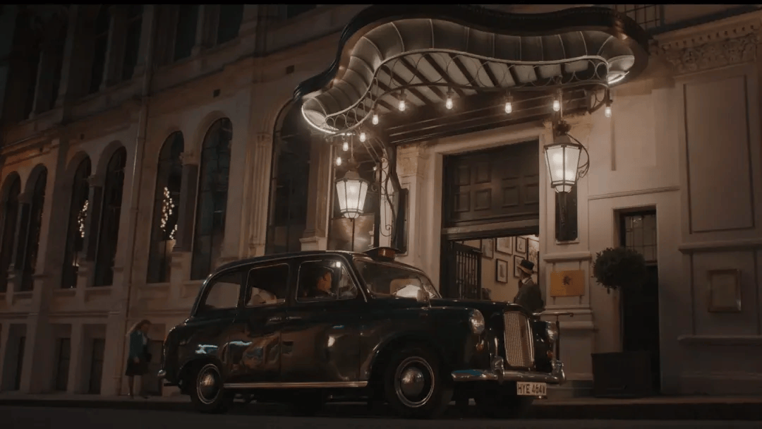 母亲、爱人、骗子、窃贼……DP 佩德罗·卡蒂罗谈 BBC 犯罪题材剧《琼》