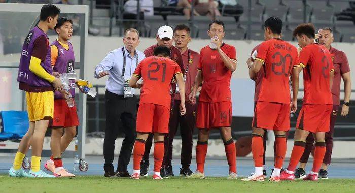 东亚杯国足最后一战，央视转播