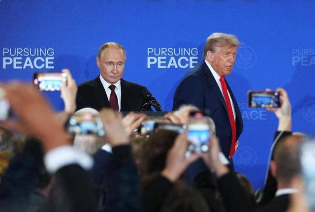 普京让步：同意美国保护乌克兰，但要中国担保？泽连斯基高兴早了