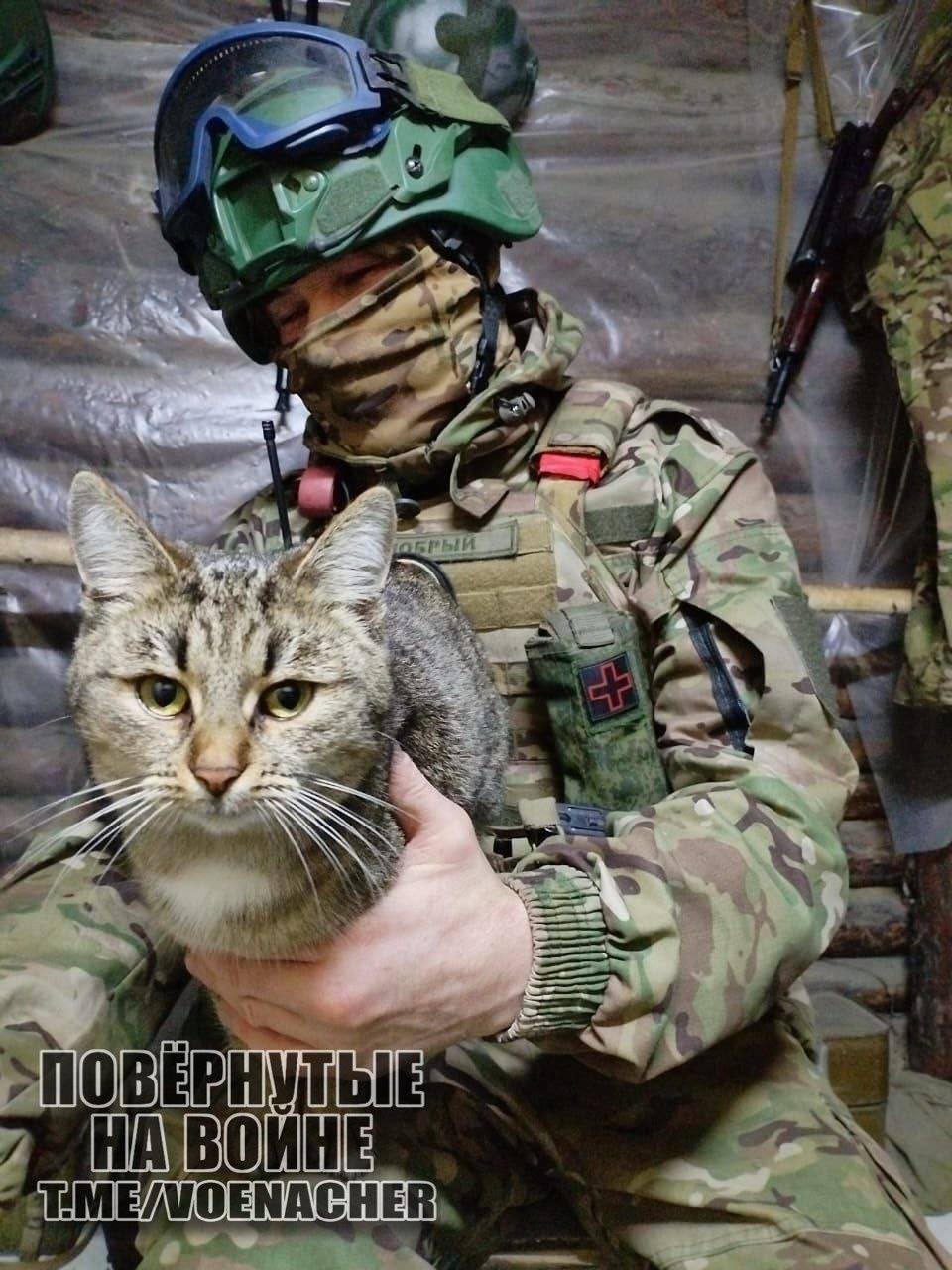 乌克兰亚速营前参谋长:乌军前线炸锅了,俄军即将实现两次大包围