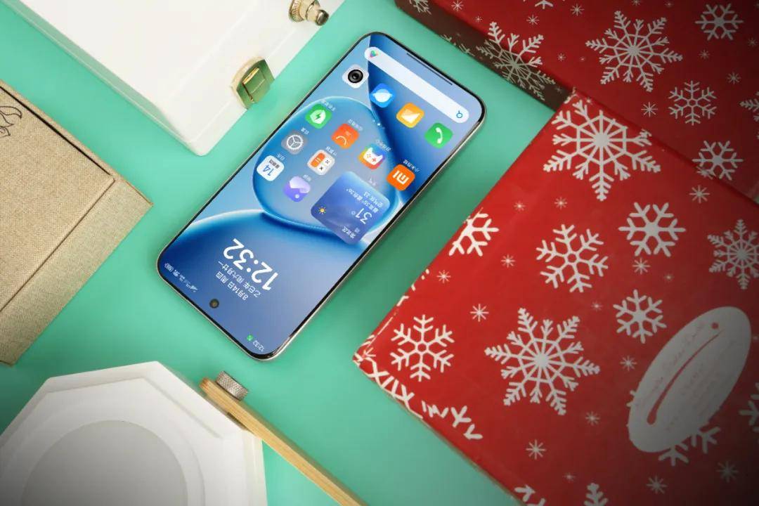 千磨万击还坚劲，芯火燎原十五重｜聊聊REDMI Note 15 Pro系列