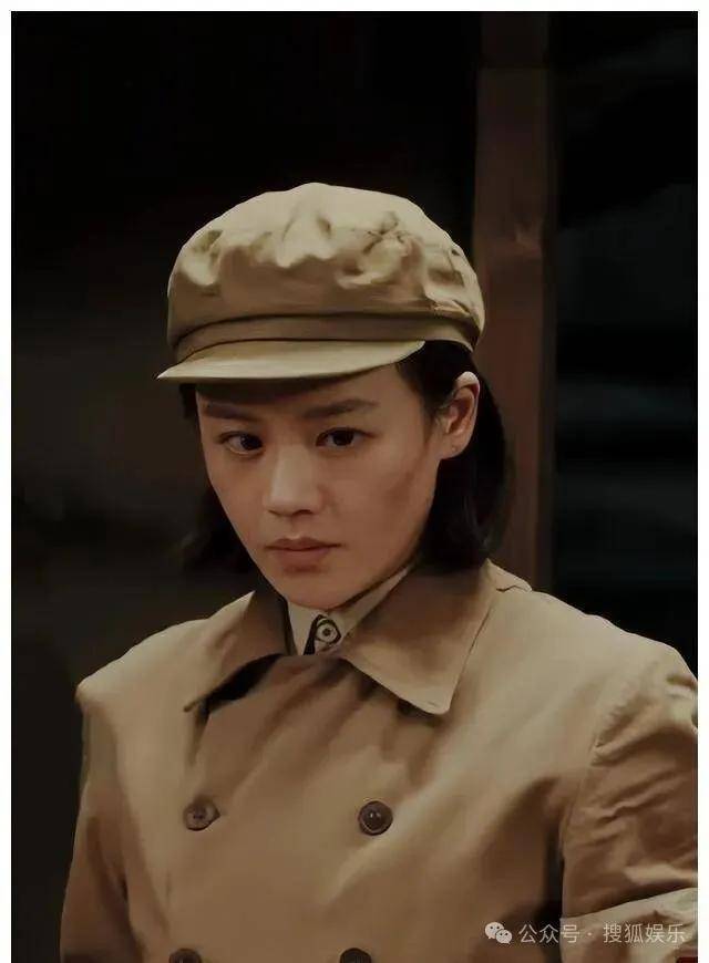 被全网劝分的这对终于分手了？她最近的状态确实肉眼可见的好！