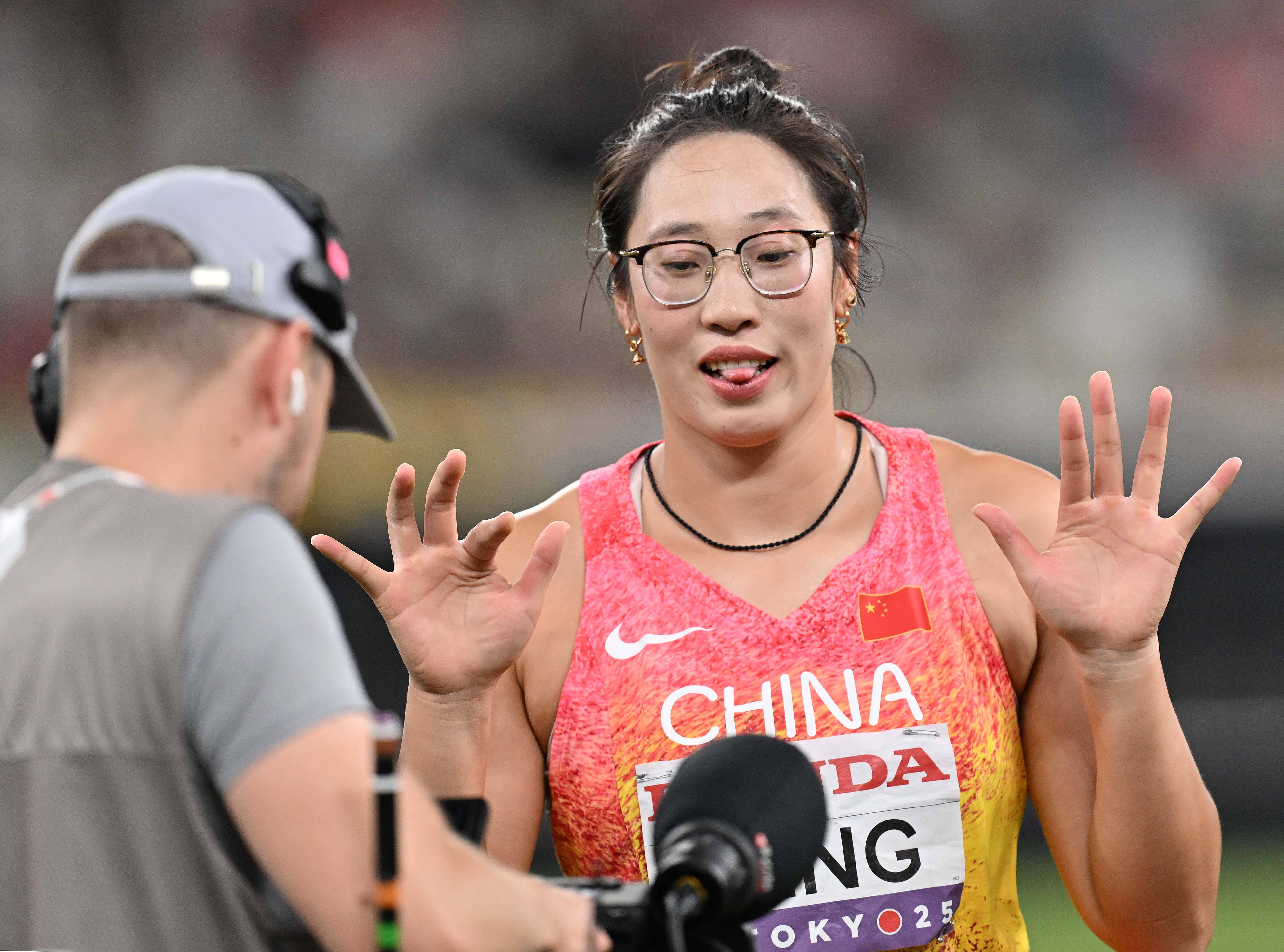 （田径世锦赛）女子铁饼决赛：冯彬获第七