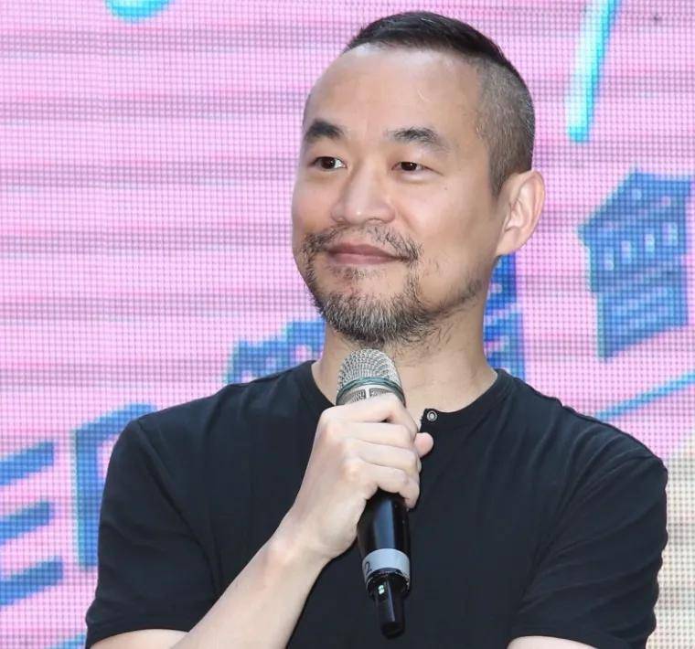 52岁男星赔了3.8亿！沉迷炒币不愿脱身，网友直言很难有好下场