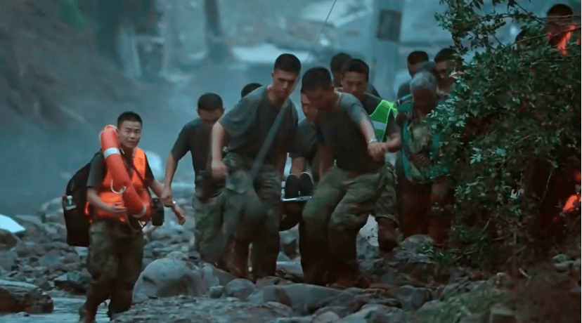 中国军队国际形象网宣片《守护》中文配音版上线