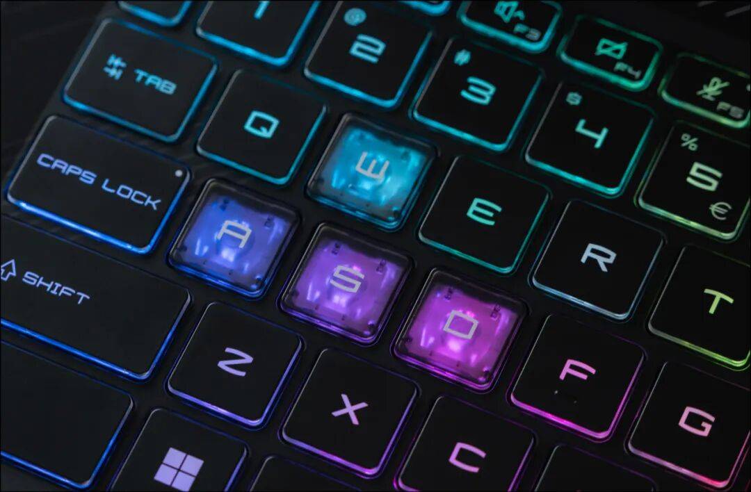 国际品牌的低价位强战力：微星神影16锐龙版（5060款）评测