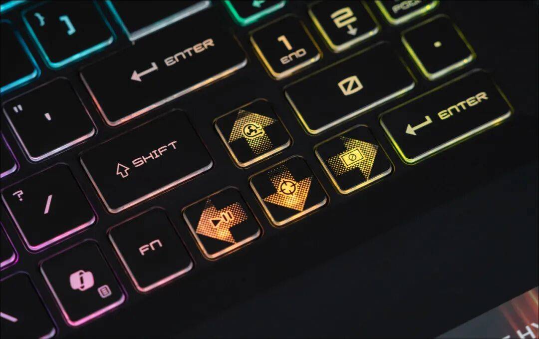 国际品牌的低价位强战力：微星神影16锐龙版（5060款）评测