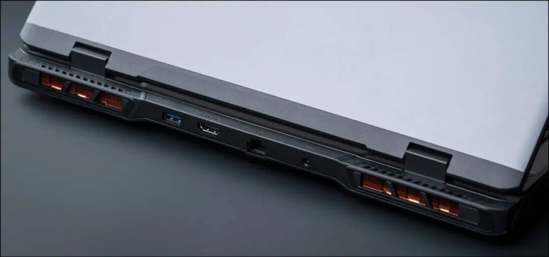 国际品牌的低价位强战力：微星神影16锐龙版（5060款）评测