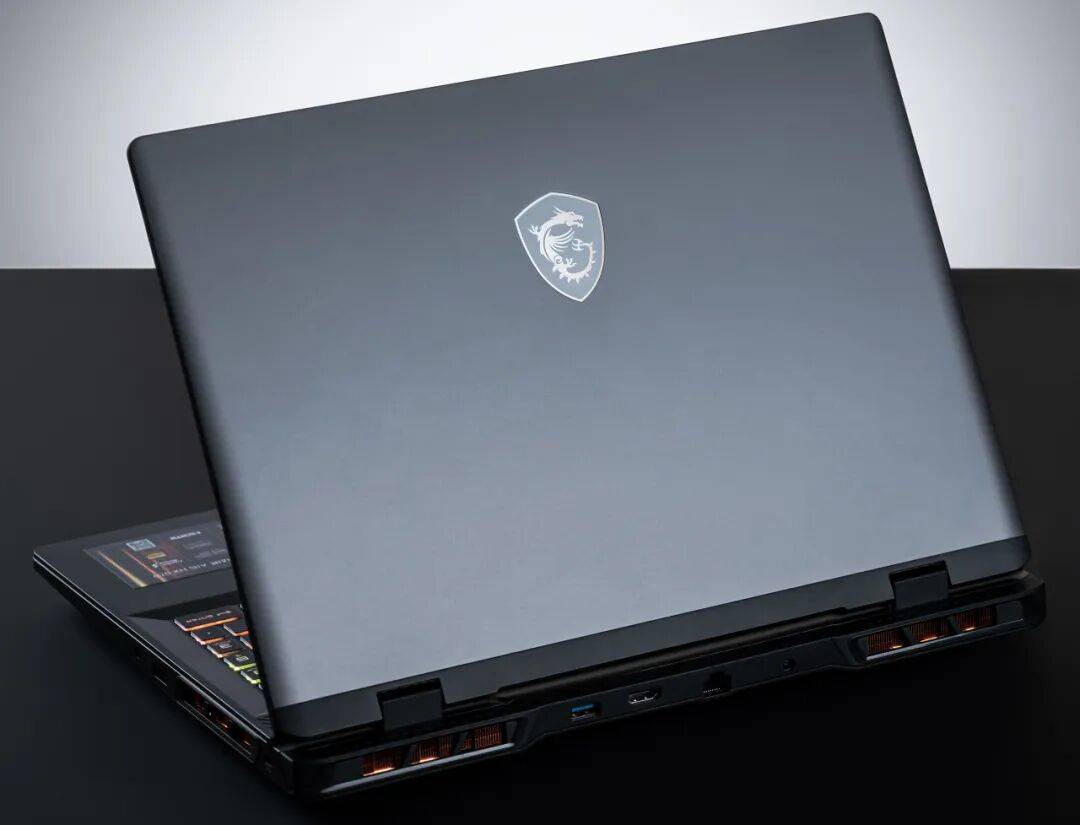 国际品牌的低价位强战力：微星神影16锐龙版（5060款）评测