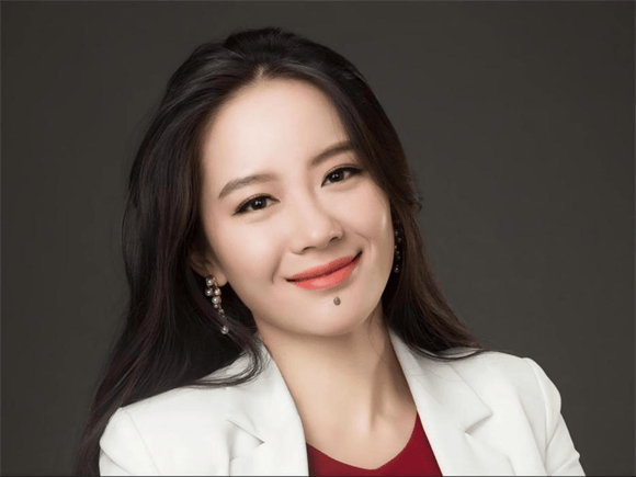 币安的用户哲学：何一如何用"客服思维"打造千亿帝国